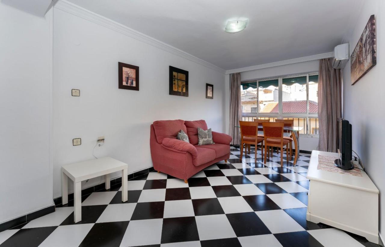 Malaga Downtown And Beach Apartment Exterior foto